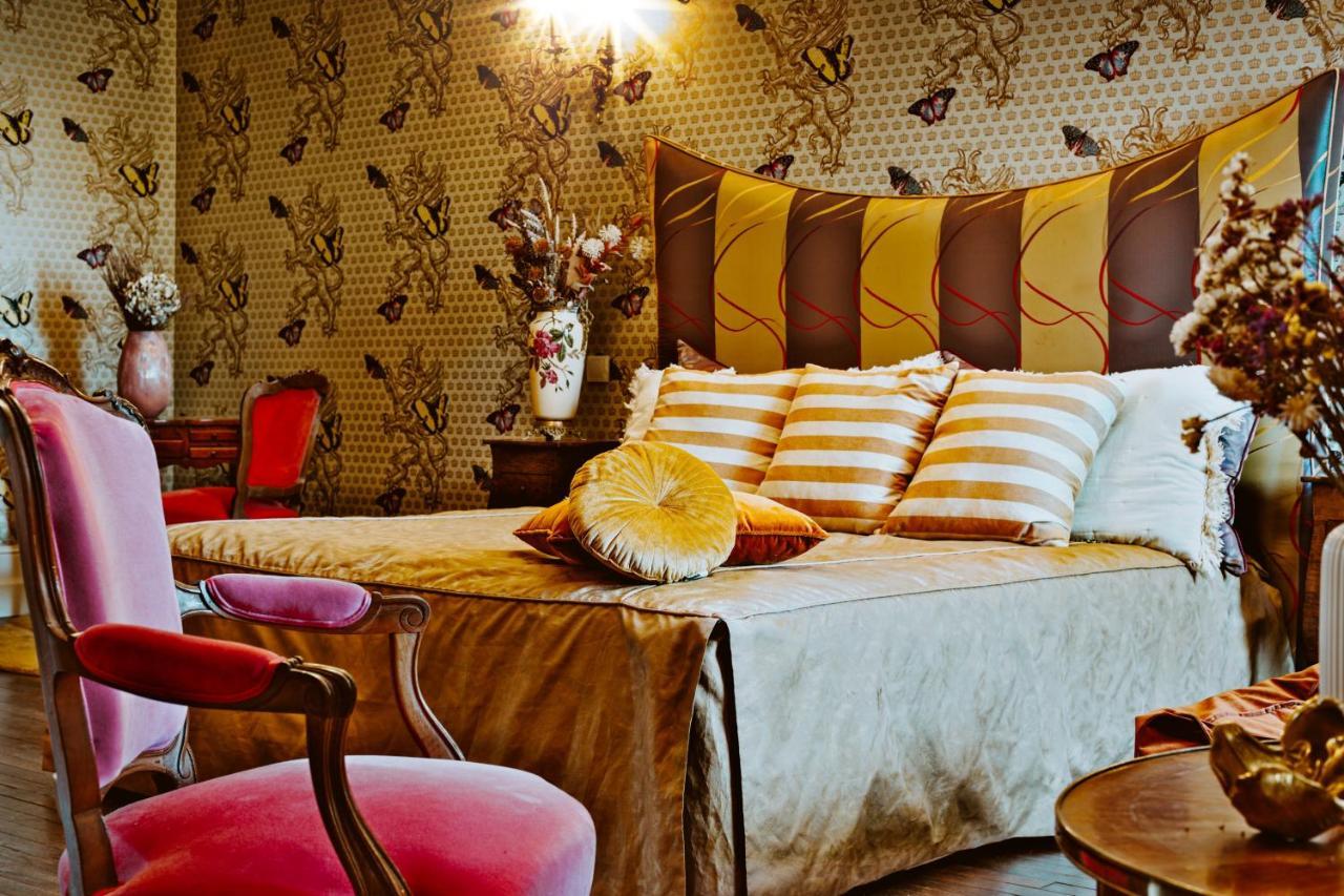 Chateau De Crazannes 外观 照片