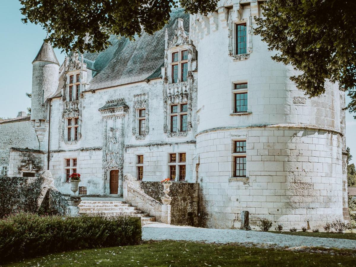 Chateau De Crazannes 外观 照片