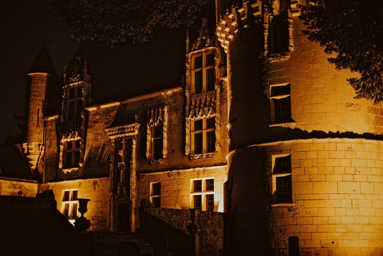 Chateau De Crazannes 外观 照片